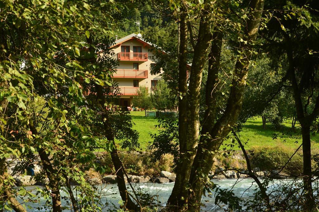 Aparthotel La Casa Al Noce à Mezzana  Extérieur photo