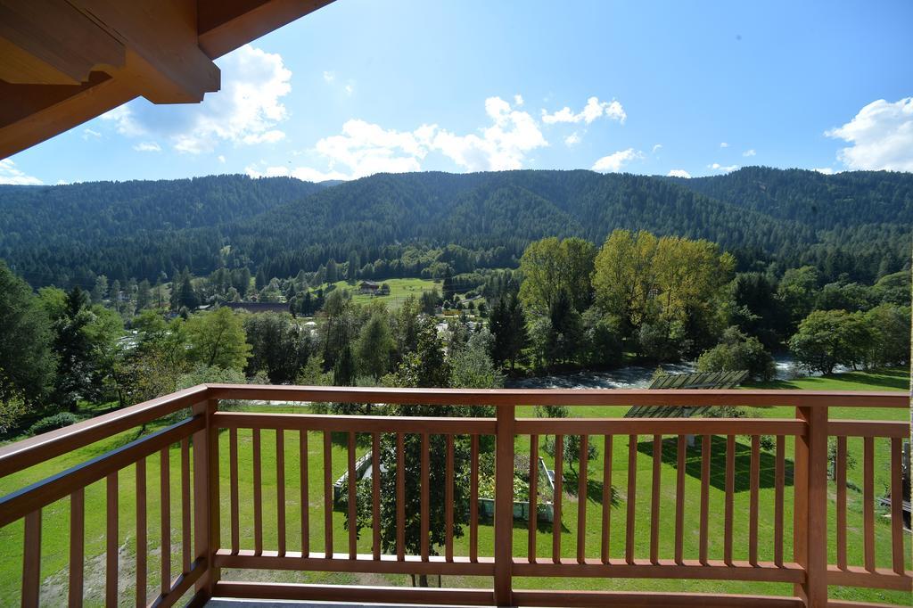 Aparthotel La Casa Al Noce à Mezzana  Extérieur photo
