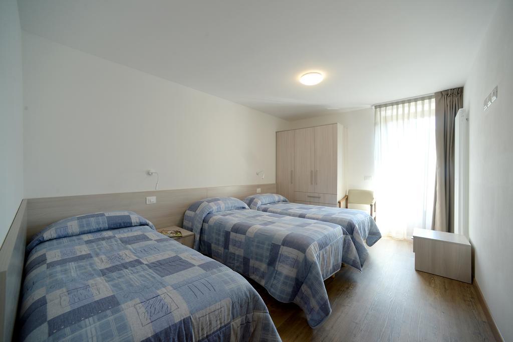 Aparthotel La Casa Al Noce à Mezzana  Extérieur photo