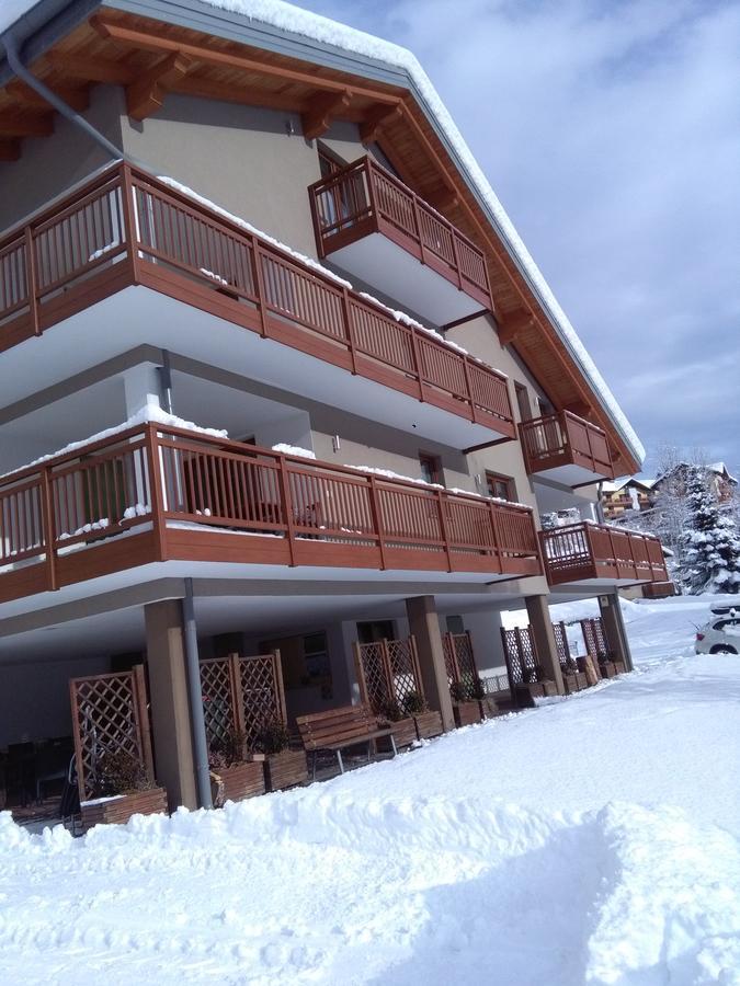 Aparthotel La Casa Al Noce à Mezzana  Extérieur photo