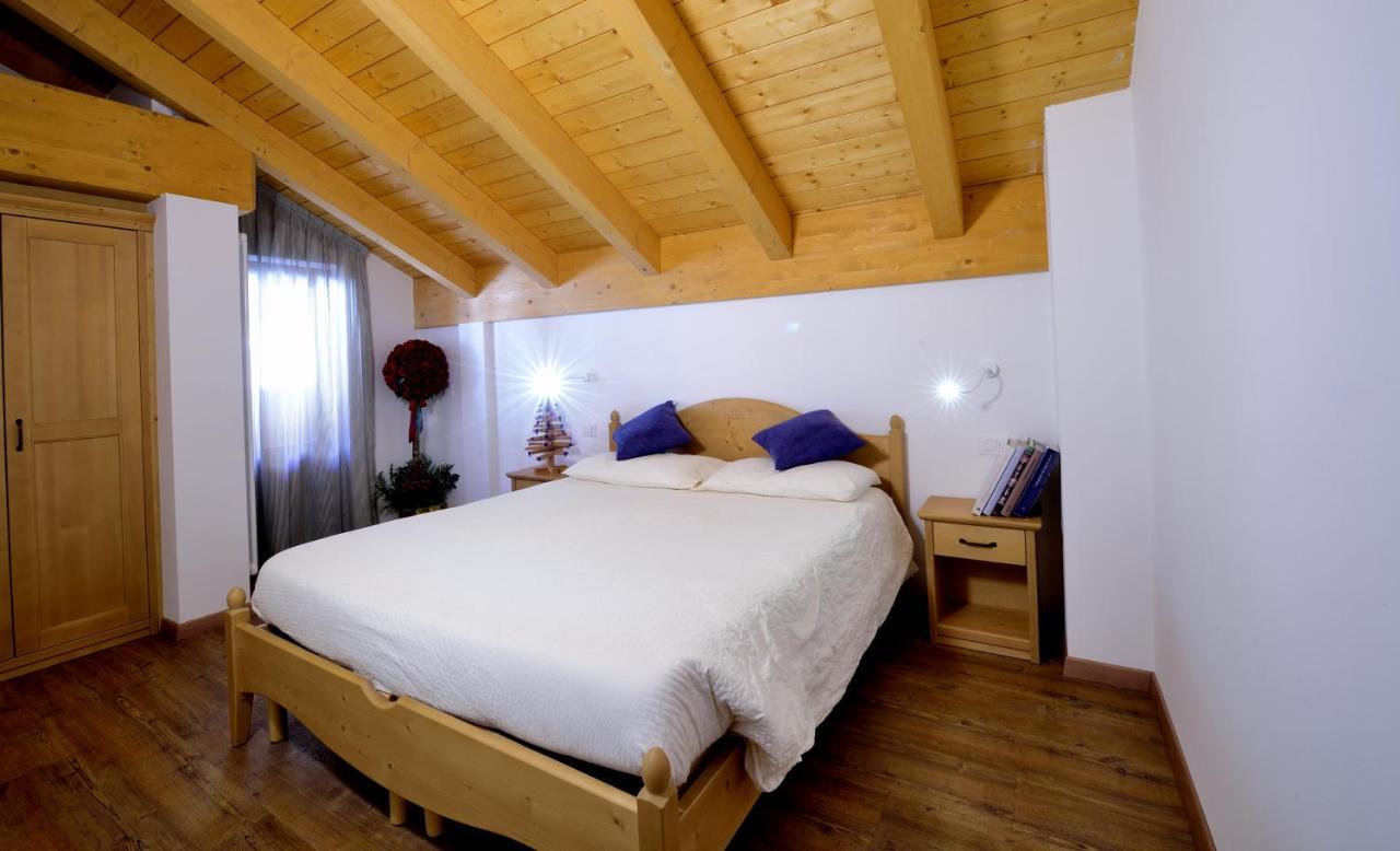 Aparthotel La Casa Al Noce à Mezzana  Extérieur photo