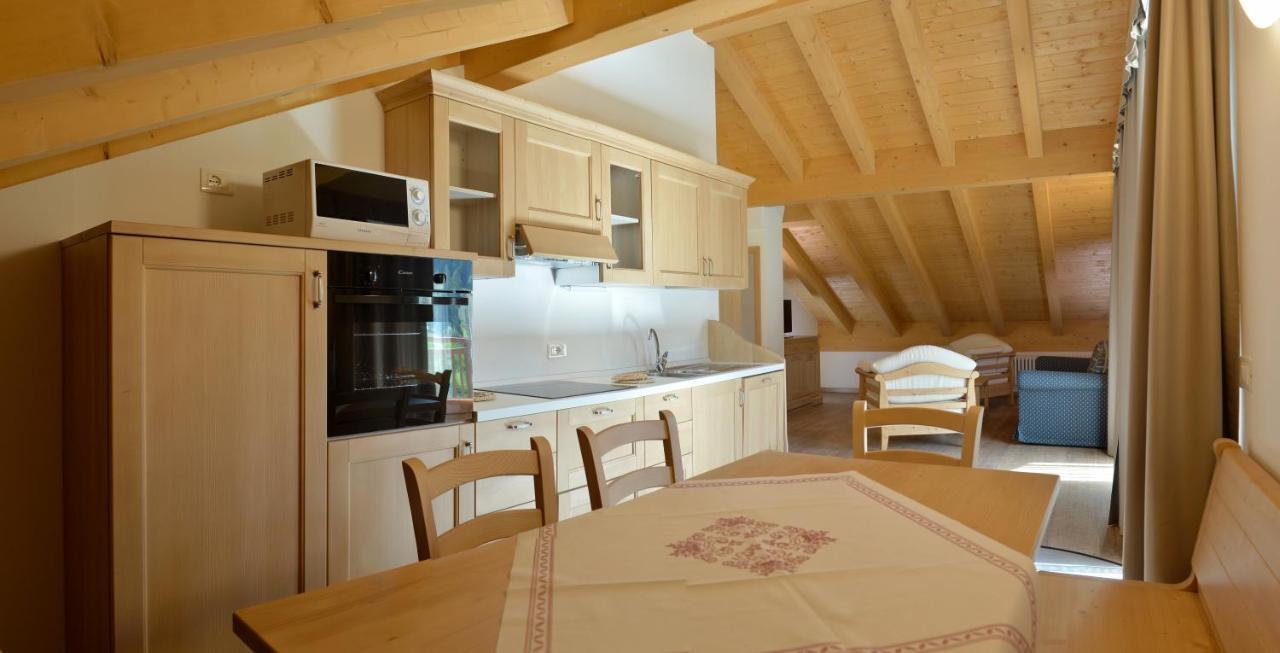 Aparthotel La Casa Al Noce à Mezzana  Extérieur photo