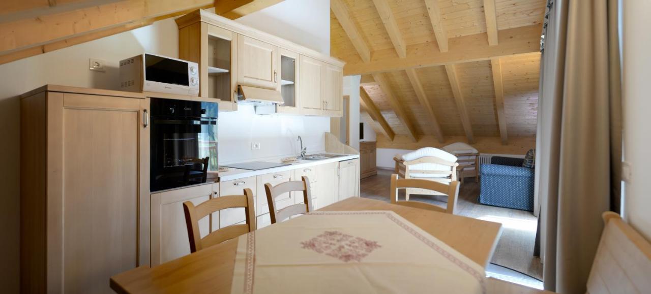 Aparthotel La Casa Al Noce à Mezzana  Extérieur photo